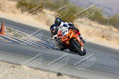 media/Jan-16-2022-CVMA (Sun) [[7f3d92989d]]/Race 2 Supersport Middleweight/